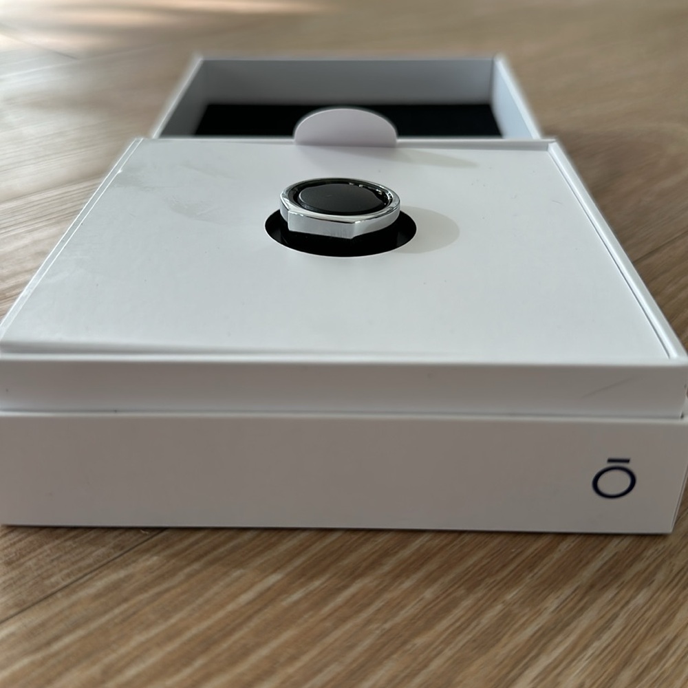 NEW Oura Ring Sz 8
